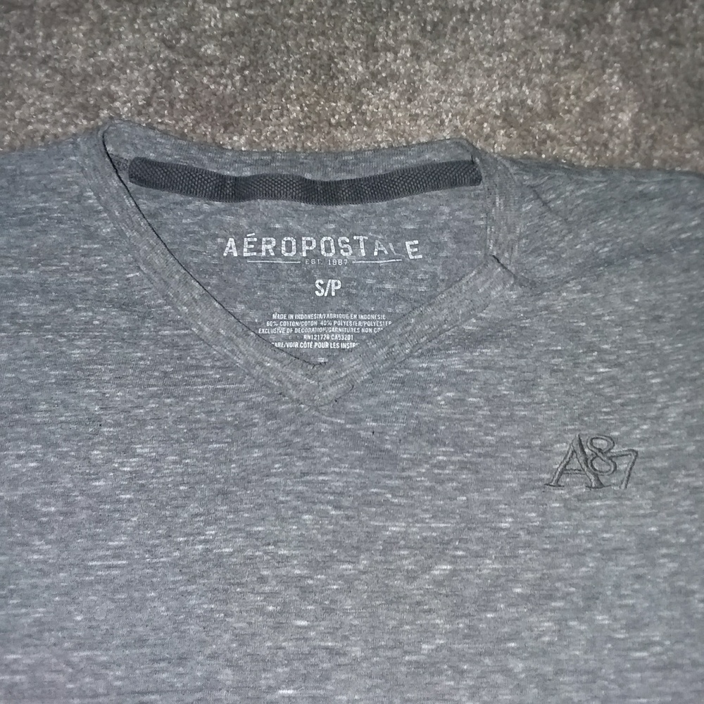 Aeropostale t shirt